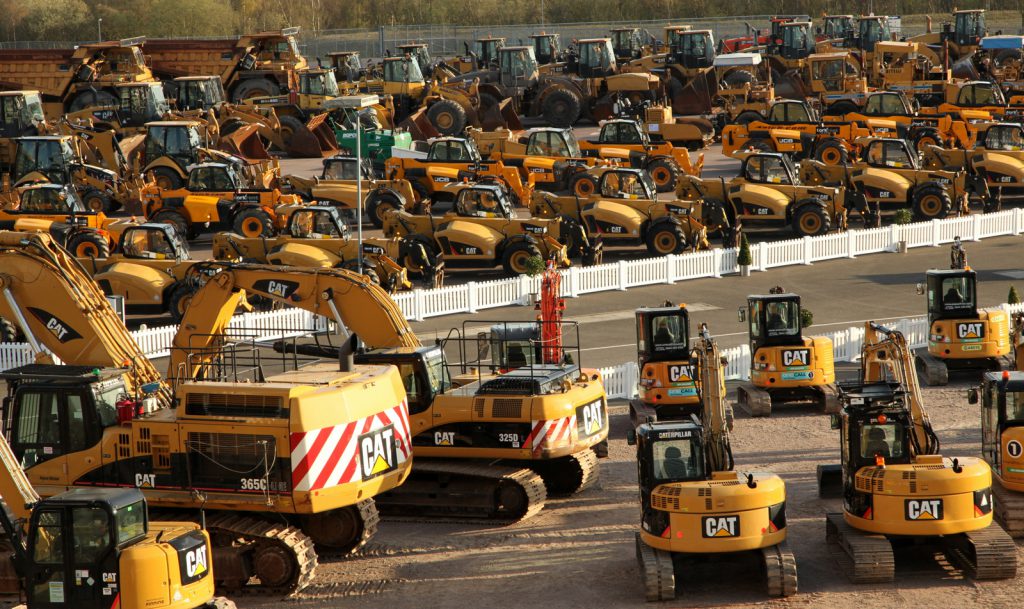 IronPlanet and Finning host first UK Unreserved Public Auction of Cat® equipment with resounding success 1