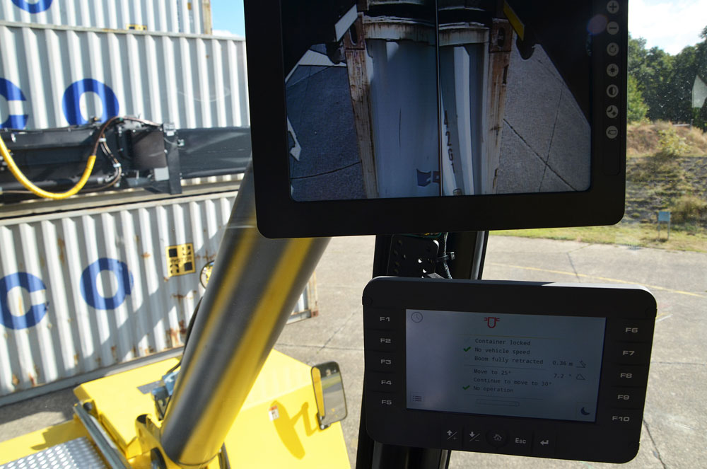 Hyster Company has introduced two weighing systems