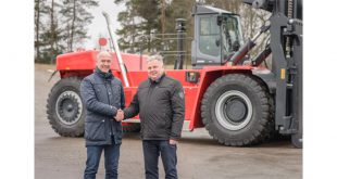 Kalmar delivers two super-heavy forklift trucks to Finnish steel mill