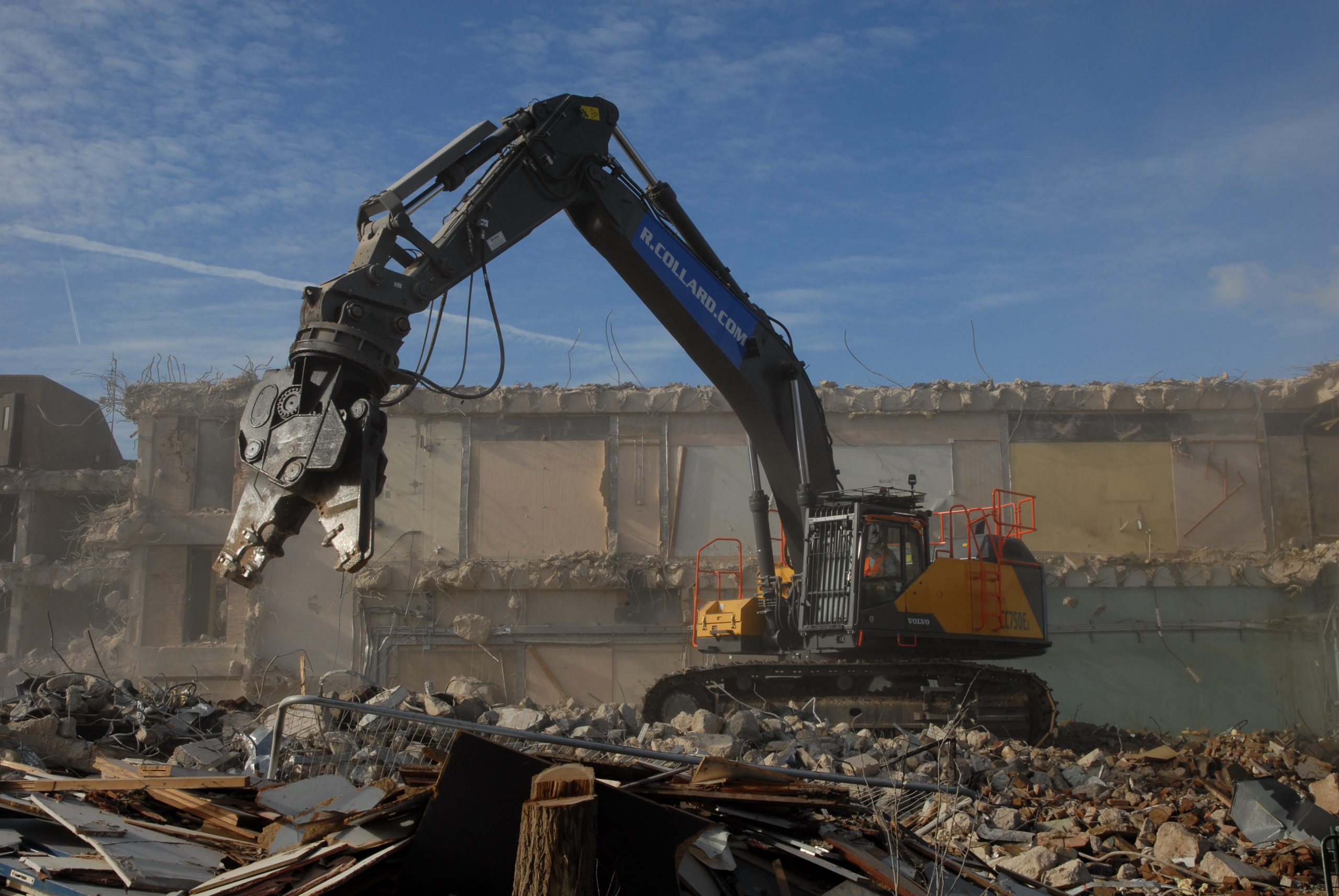 First demolition Volvo EC750E goes to R Collard Ltd