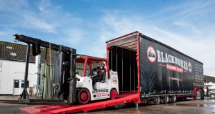 BLACKMORES MACHINERY HAULAGE TURNS TO ANDOVER TRAILERS FOR HEAVY-DUTY FORKLIFT CARRIER