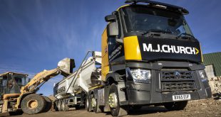 USED TRUCKS BY RENAULT TRUCKS FULL PACKAGE SEALS THE DEAL WITH MJ CHURCH