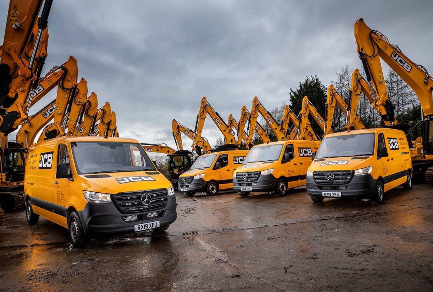 Gunn JCB shoots for the three pointed stars after turning to Rossetts for Mercedes-Benz sprinter