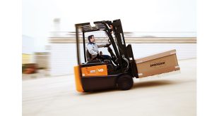 Doosan to debut two new tough electric truck ranges at IMHX