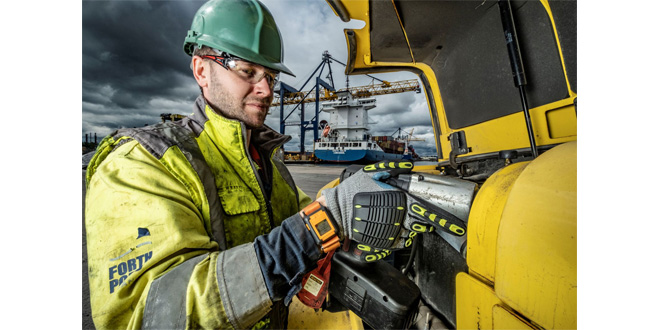 Forth Ports rolls out Reactec HAVwear system across all ports