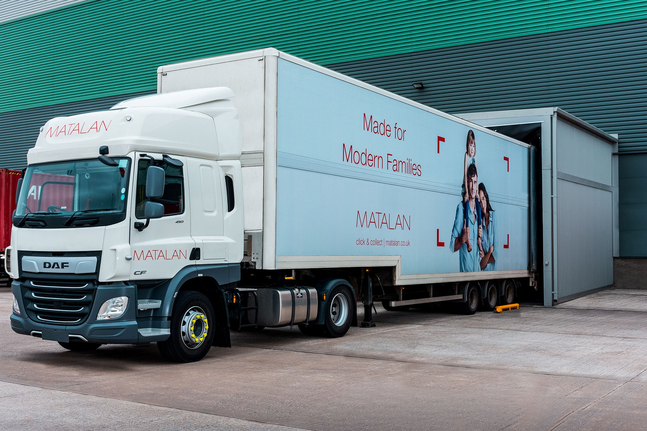 MATALAN INCREASES DOUBLE DECK LOADING SPEED AND SAFETY AT KNOWSLEY DISTRIBUTION CENTRE