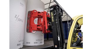 NEW HYSTER LIFT TRUCK SOLUTION SIMPLIFIES LOADING TRAILERS WITH PAPER REELS