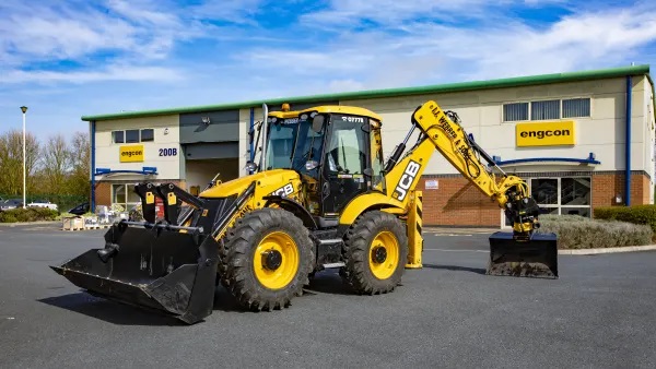 Engcon UK enters into a new partnership with The Scot JCB Group