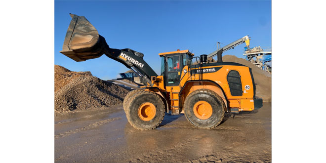 French Connection - Poullard takes delivery of its first HL970A Wheel Loader