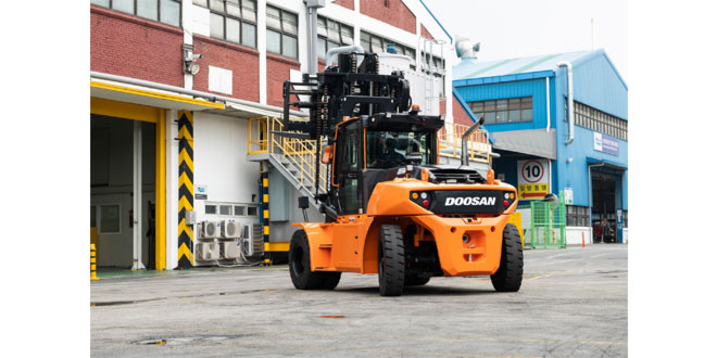 Doosan powers up with fuel-efficient heavy lifting 9-Series high performance forklift trucks
