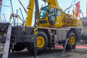 The Grove GRT8100-1 rough-terrain crane was presented to the Italian public for the first time during GIS 2023