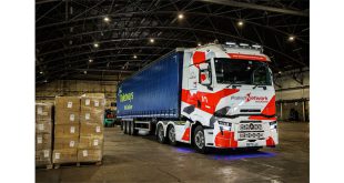 Pallet Network Solutions celebrates 10th Anniversary with Renault Trucks T520 High
