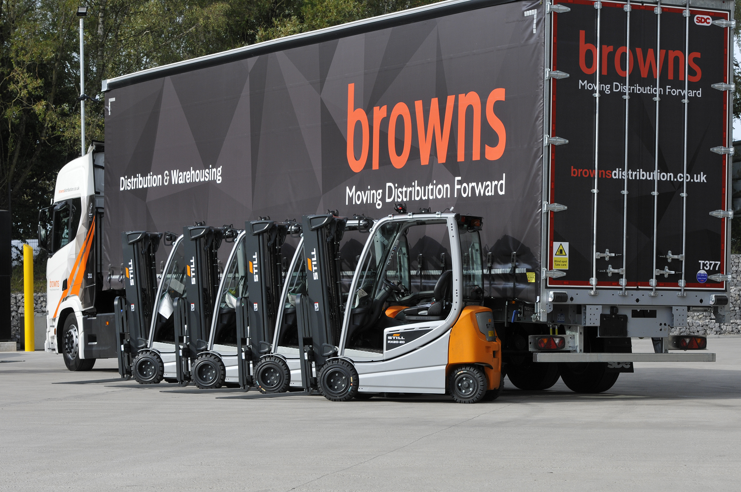 Switch to all-electric supports business growth for Browns Distribution