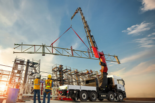 PALFINGER New TEC Heavy-Duty Cranes set standards in power & precision