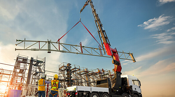 PALFINGER: New TEC Heavy-Duty Cranes set standards in power & precision